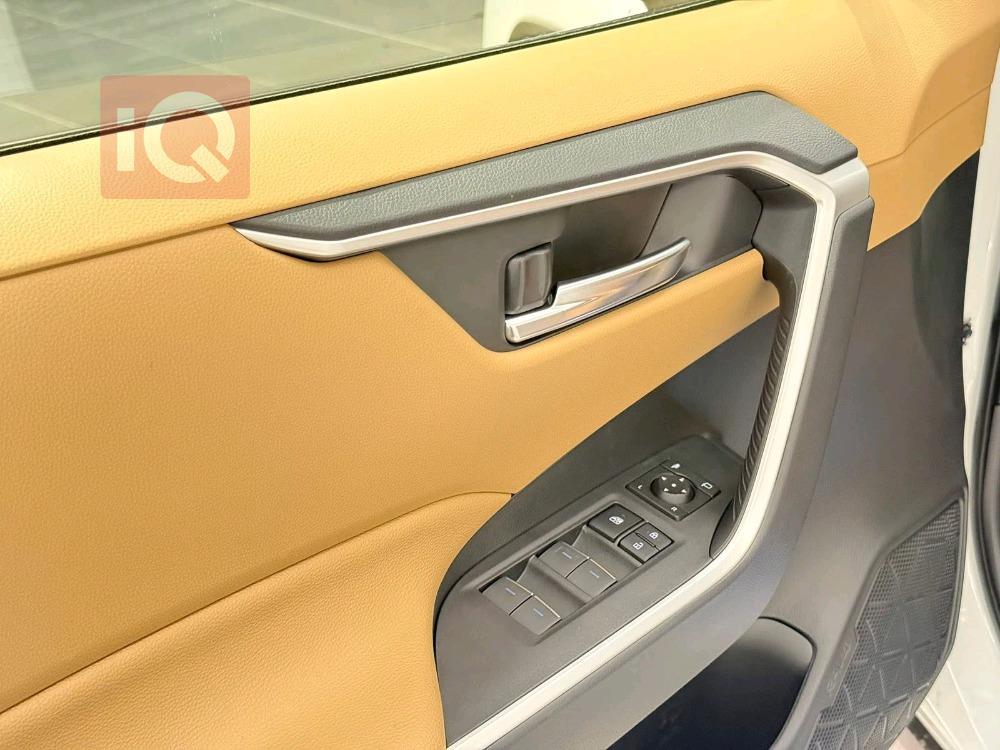 تويوتا راف 4